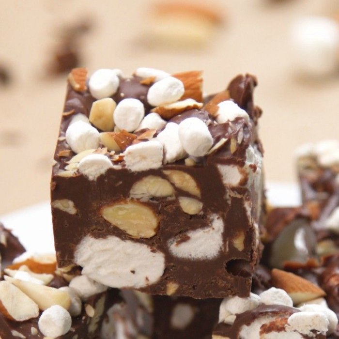 Rocky Road-fudge