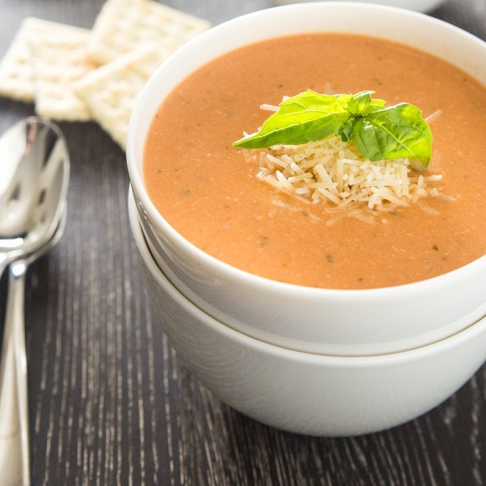 Cremet tomatsuppe